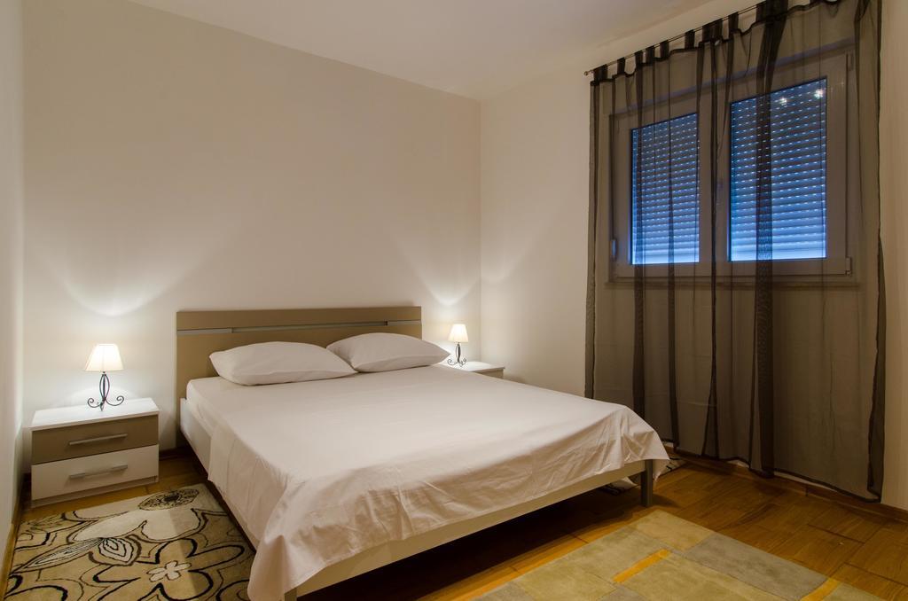 Deluxe Apartment Bagaric Trogir Zimmer foto